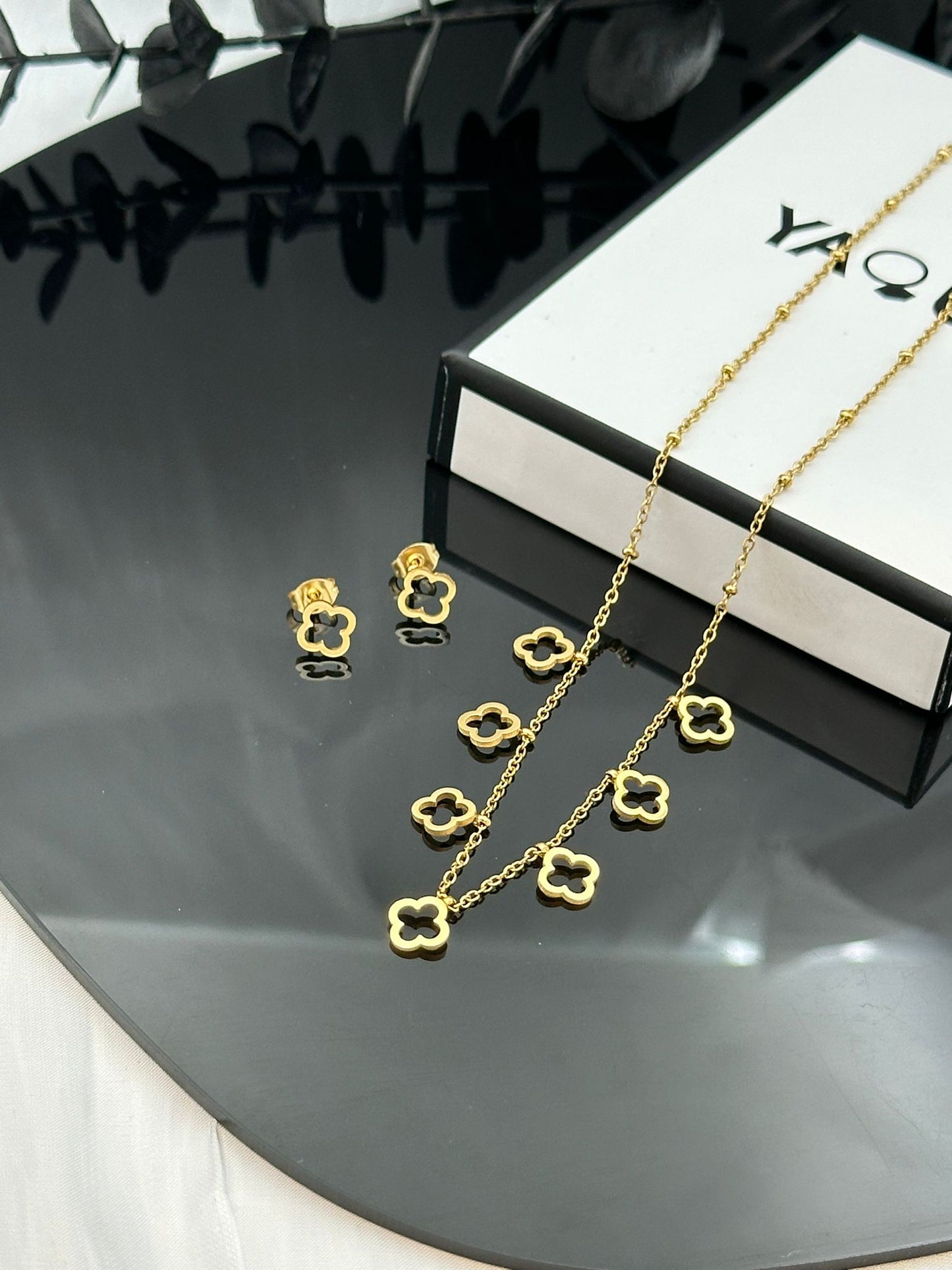 CONJUNTO CLEEF